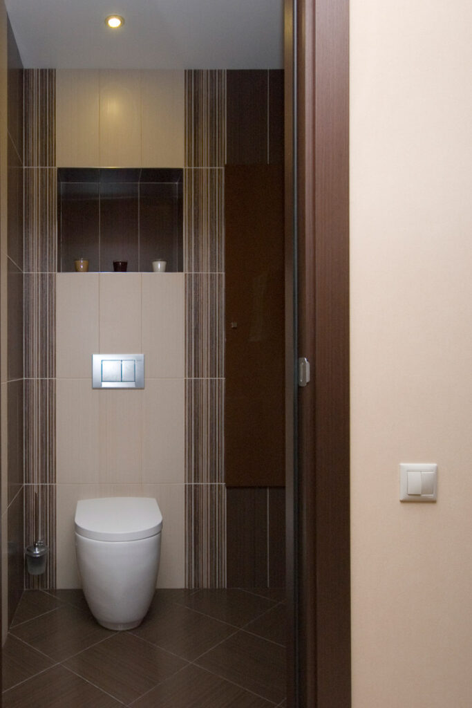 ремонт и отделка туалета в квартире Дмитрия — комната 3 м2 фото